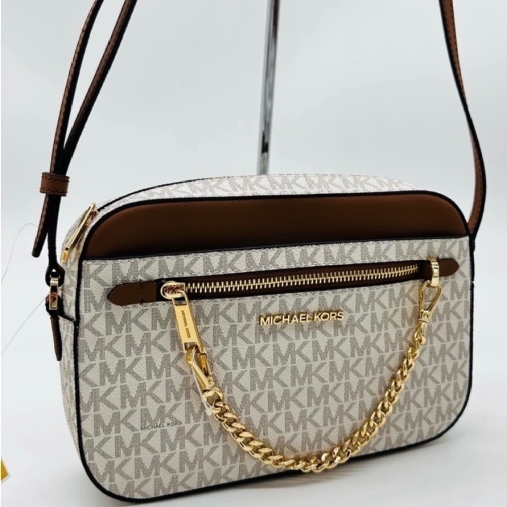 MICHAEL KORS LARGE EW ZIP CHAIN CROSSBODY BAG VANILLA - Picture 1 of 8